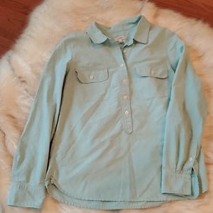 Half button pullover oxford